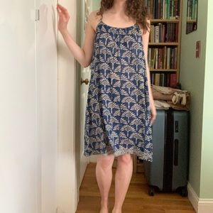 Flowy blue printed dress
